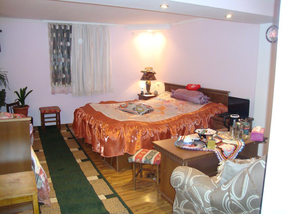 Hotel Mira Goris Ngoại thất bức ảnh
